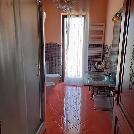 Elegante - 20 Minuti Da Napoli Centro Appartement